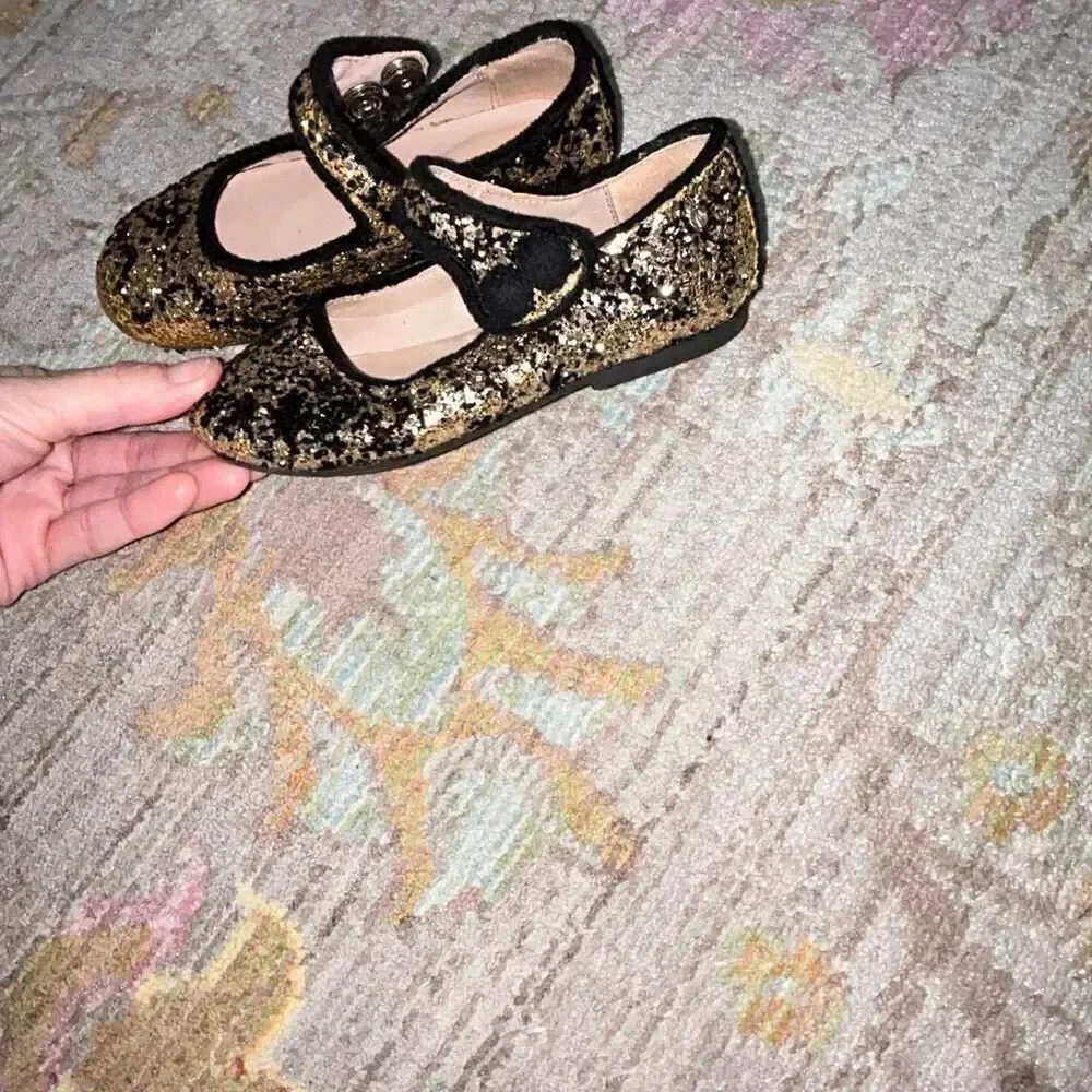Manuela de Juan gold velvet Mary Jane sz 25 -8.5